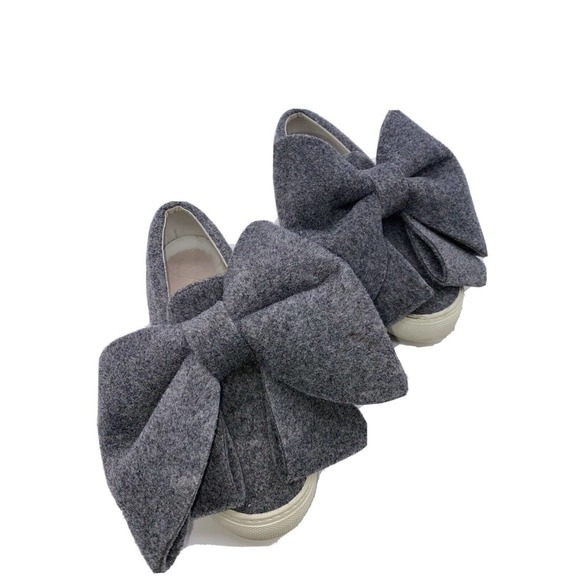 Olivia’s Bow Gray Platform Shoes With Large Floppy Bow Size 36 (6) ~ - Picture 1 of 6